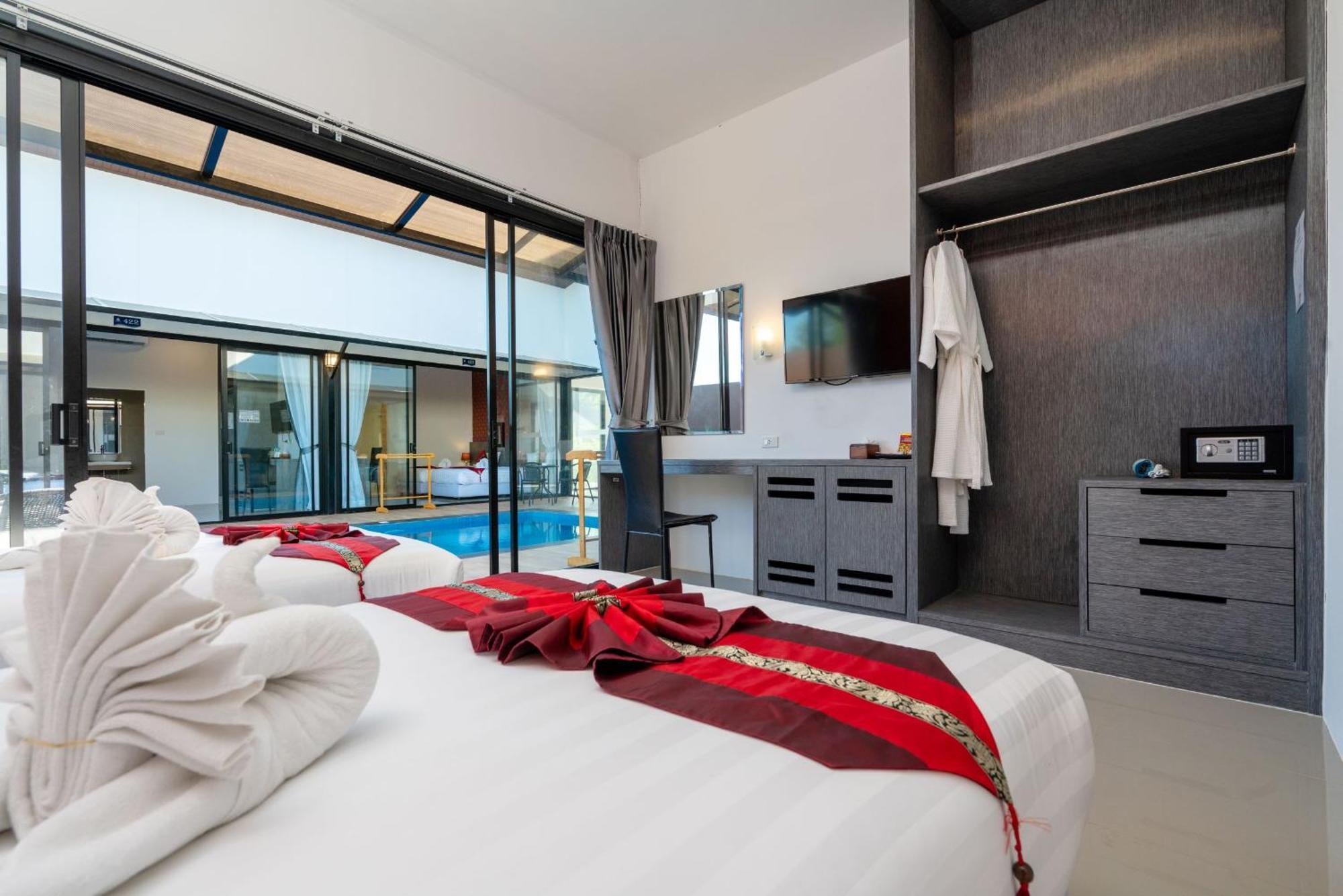 Thames Tara Private Pool Villa Rawai Phuket - Sha Extra Plus Extérieur photo