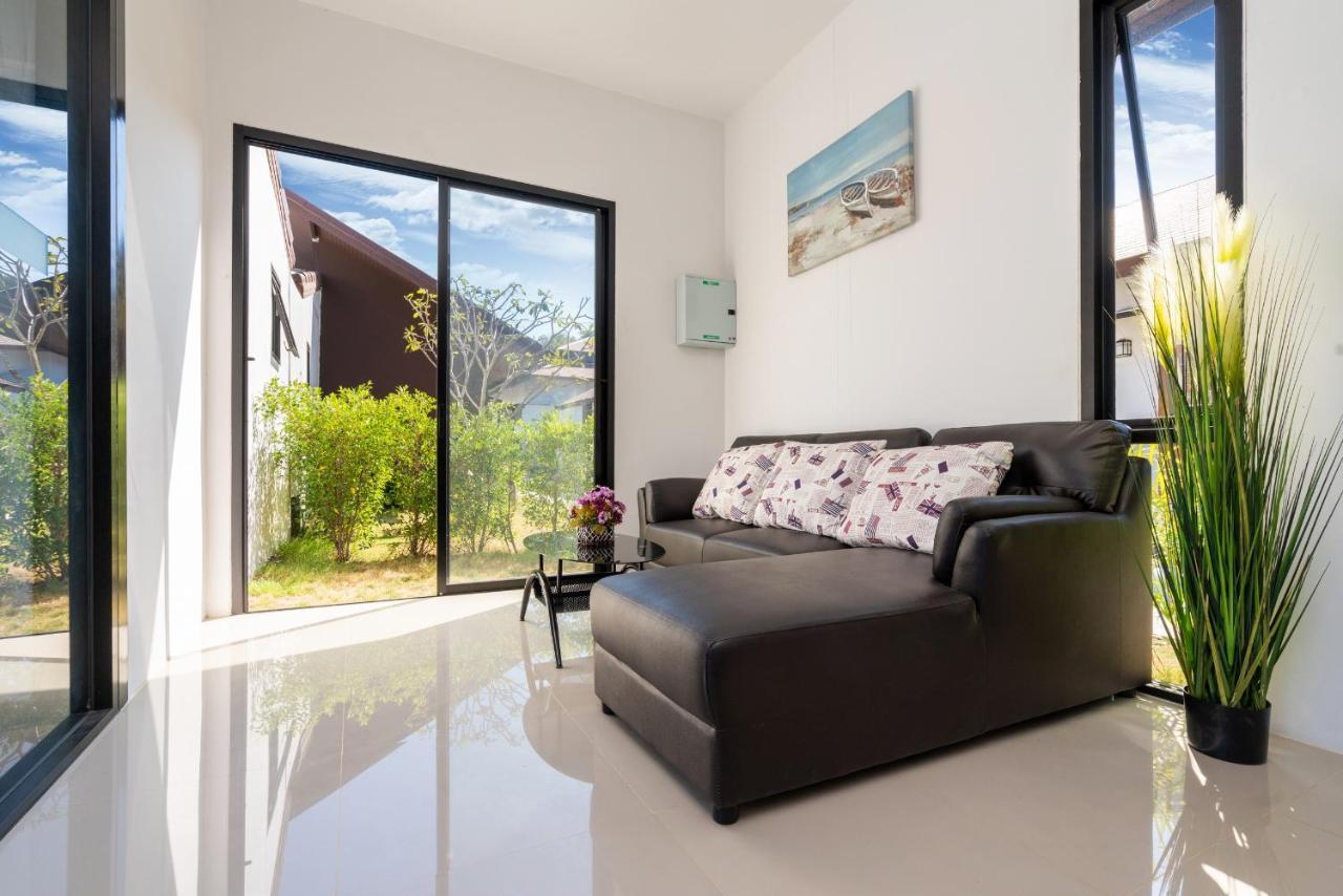 Thames Tara Private Pool Villa Rawai Phuket - Sha Extra Plus Extérieur photo